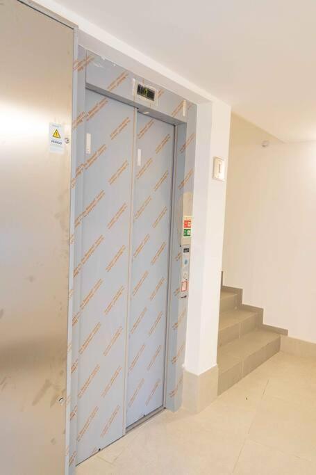 Central Lisbon Stylish Apartment Экстерьер фото